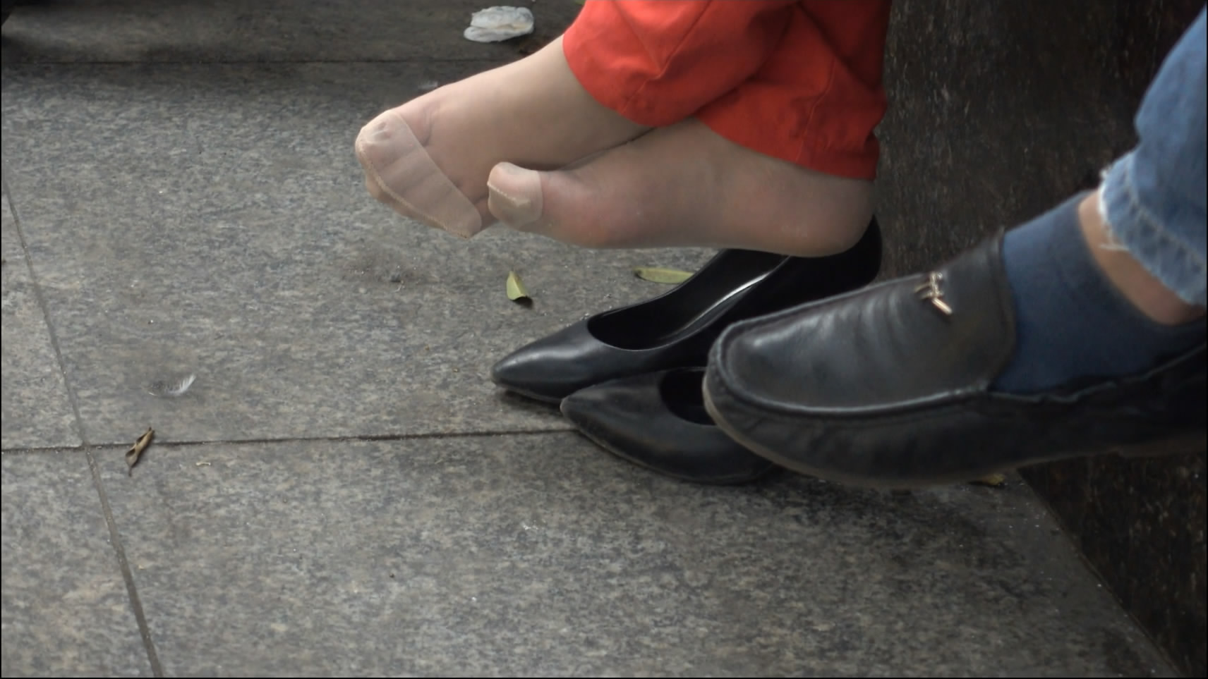 nylon feets comfortable when used for any activities